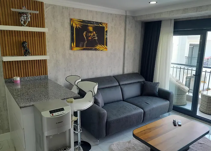 Apartment By Lotus Side